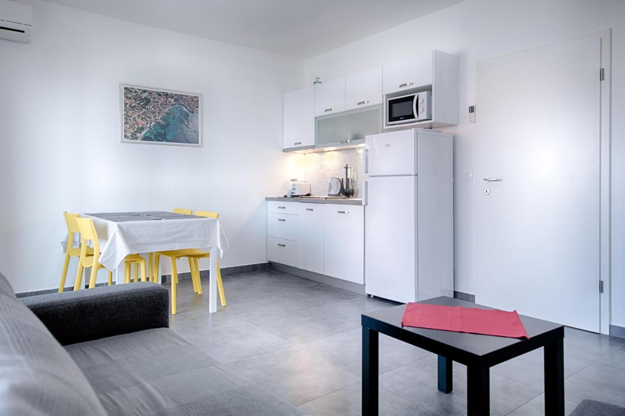 Apartmani Dule Komiža Exterior foto