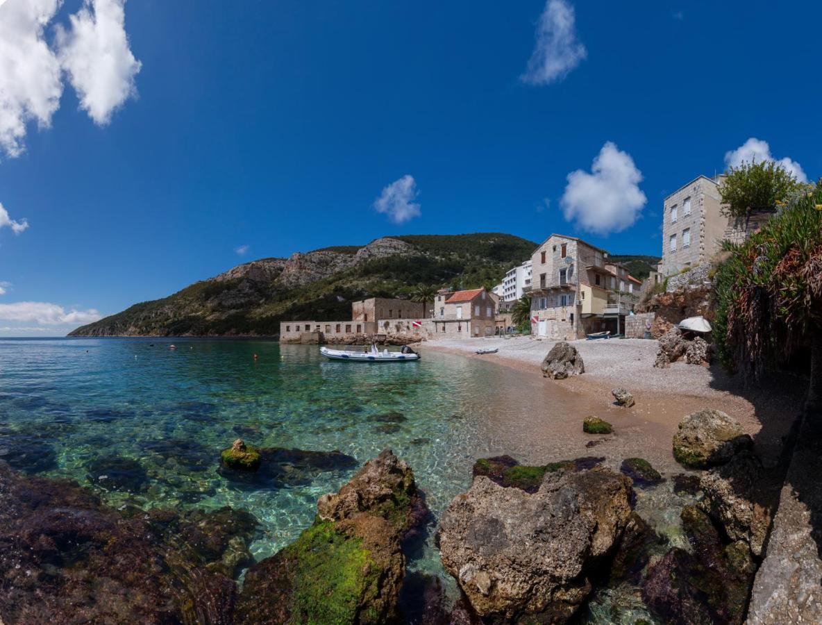 Apartmani Dule Komiža Exterior foto